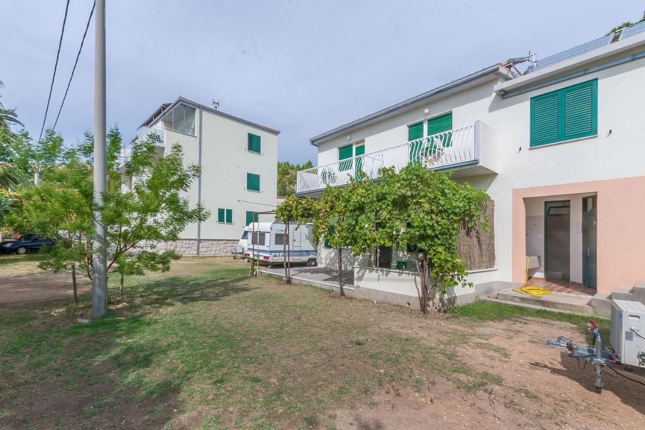 Apartments Marija Дуче Экстерьер фото